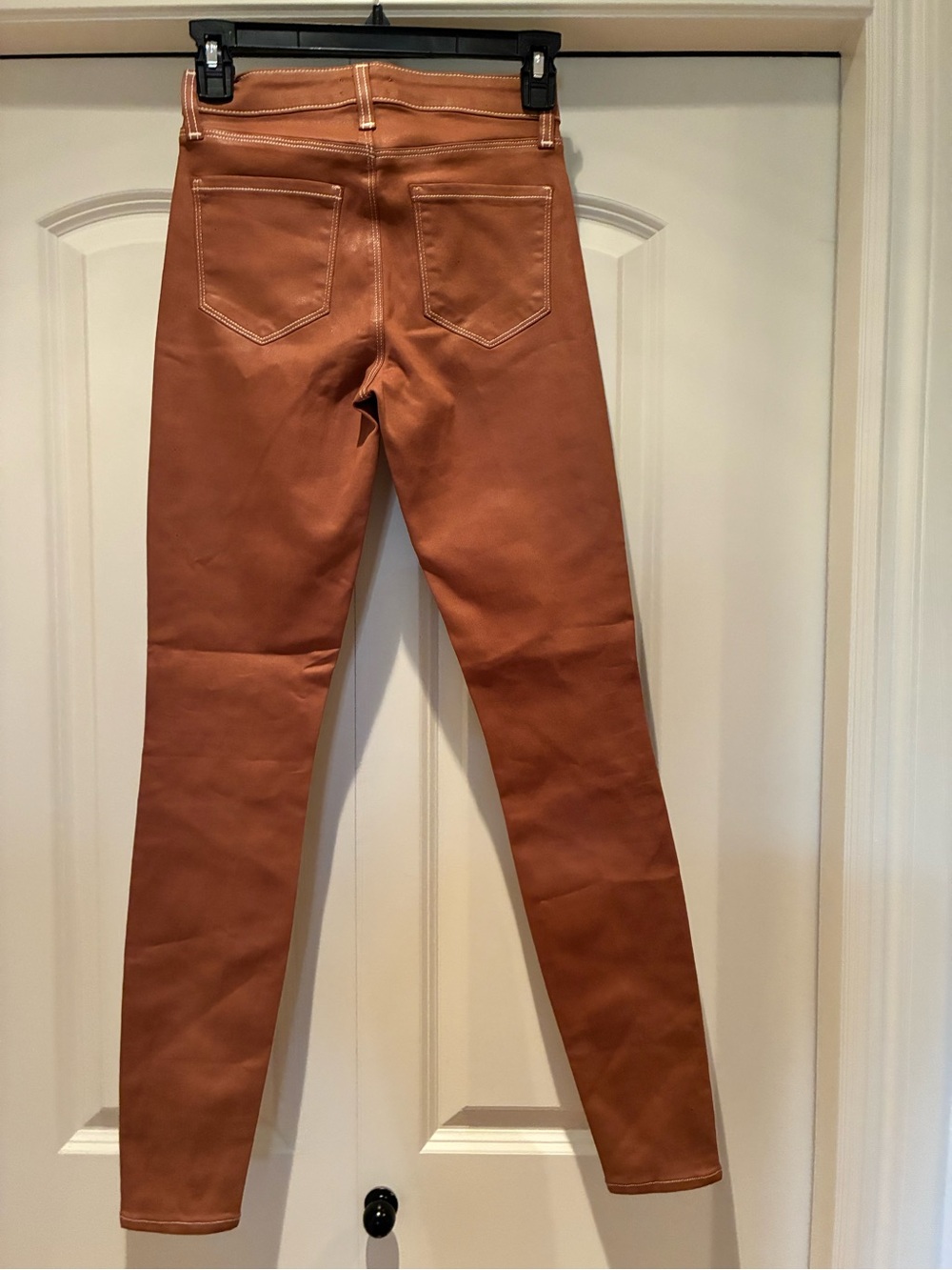 L’Agence Margot Mid-Rise Stretch Skinny Ankle Jeans in Java Coated
Size 24 - Picture 10 of 12